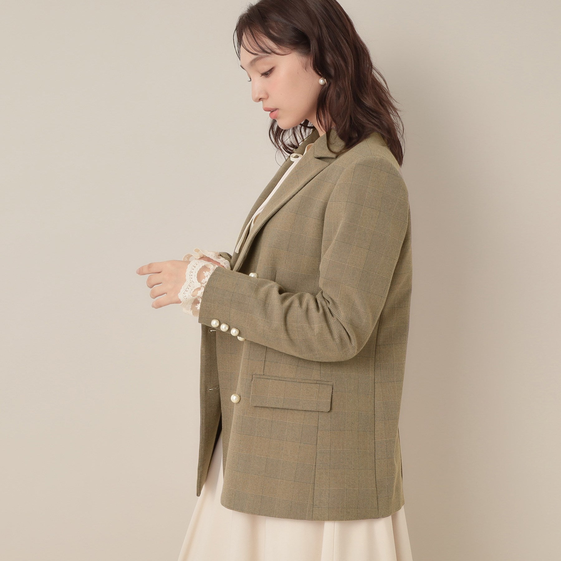 クチュール ブローチ Couture Brooch レースカフス パール調釦テーラードジャケット (ネイビー(094)) ネイビー(094)