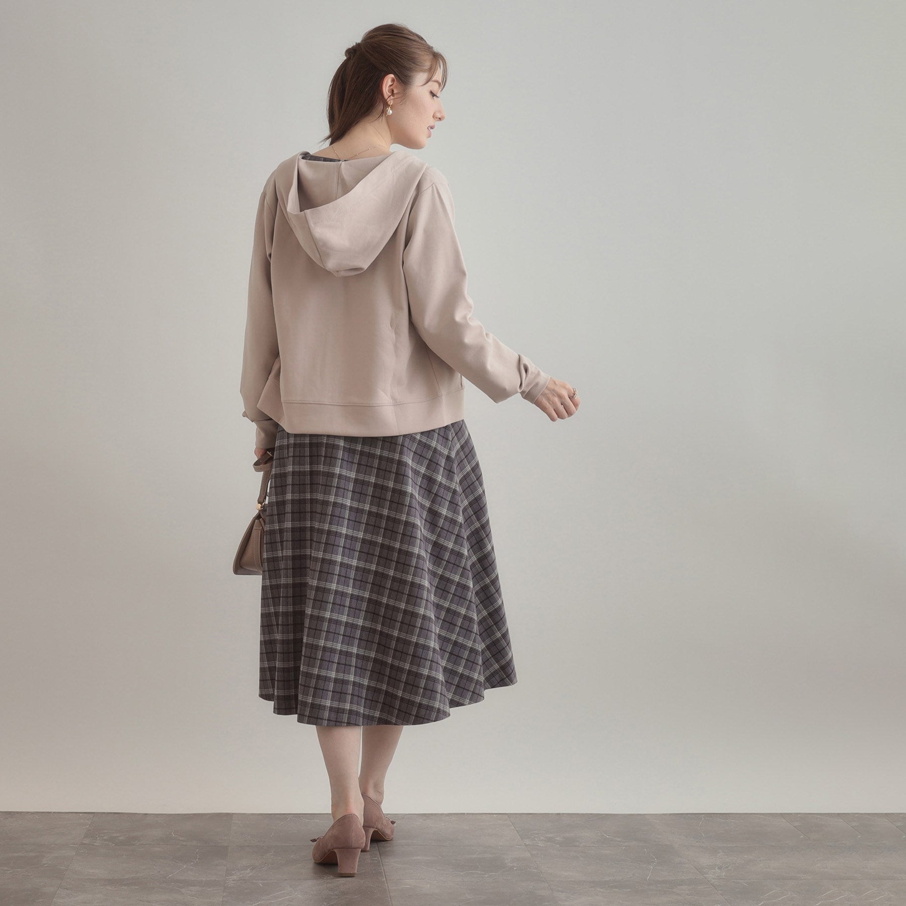 クチュール ブローチ Couture Brooch リボン刺繍ダンボールZIPフーディ (ブラック(019)) ブラック(019)