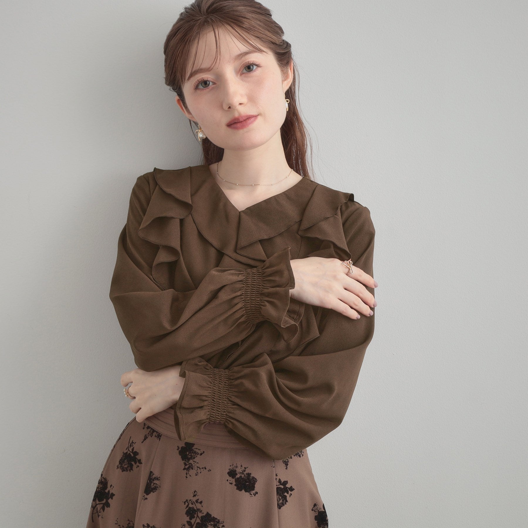 クチュール ブローチ Couture Brooch ラッフルフリルブラウス (ライトグレー(011)) ライトグレー(011)