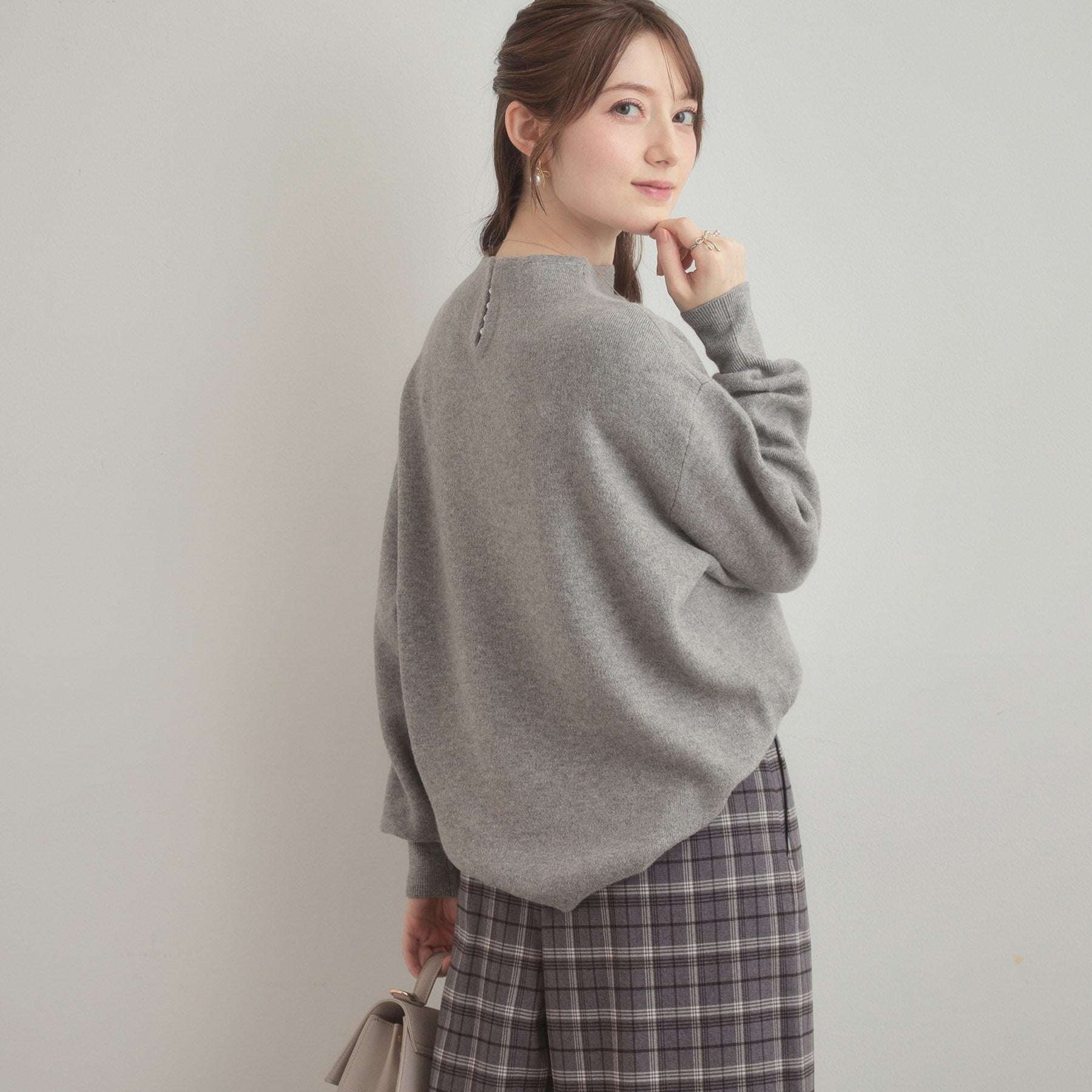 クチュール ブローチ Couture Brooch リッシュアンゴラバックパール調ニット (ブラック(019)) ブラック(019)