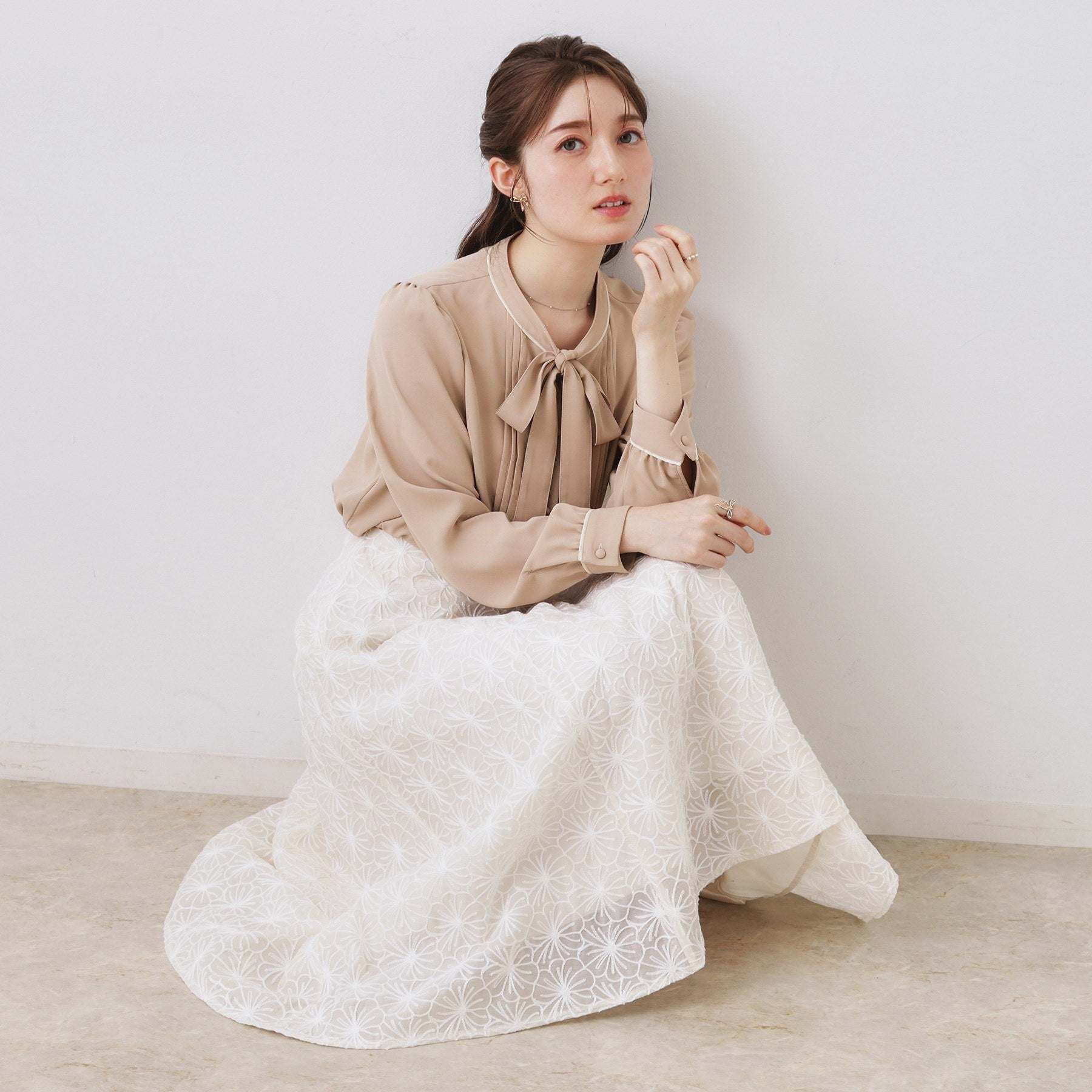 クチュール ブローチ Couture Brooch 配色タックタイブラウス (ピンクベージュ(553)) ピンクベージュ(553)