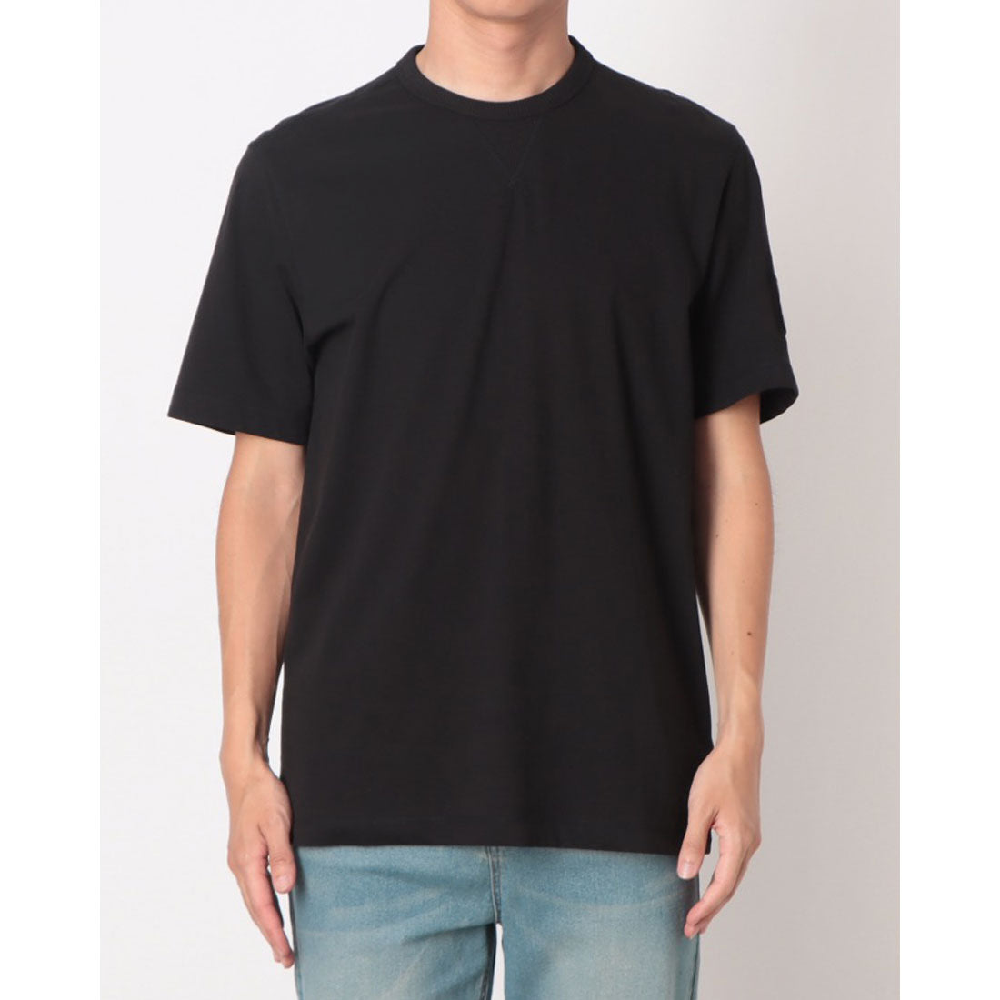 カルバン クライン Calvin Klein BADGE Regular Fit T-Shirt (BLACK) BLACK