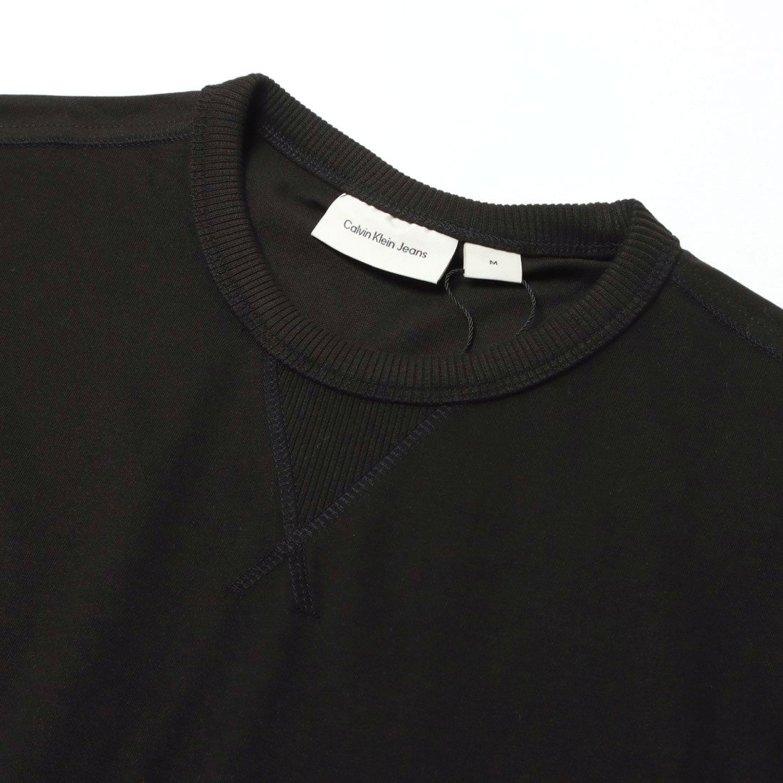 カルバン クライン Calvin Klein BADGE Regular Fit T-Shirt (BLACK) BLACK