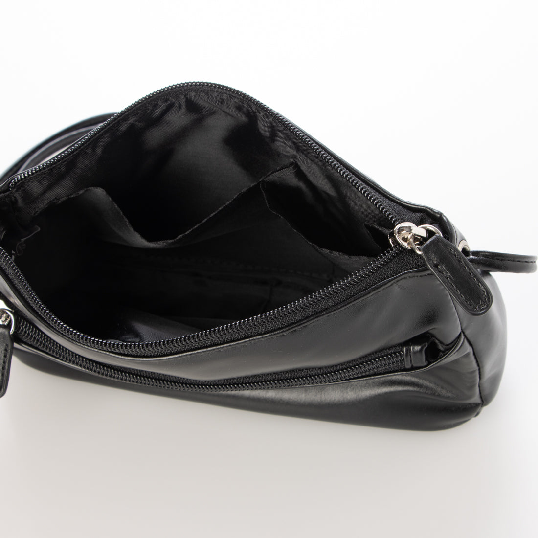 キャティフェラーリ Cathie Ferrari ショルダーバッグ (ブラック) ブラック