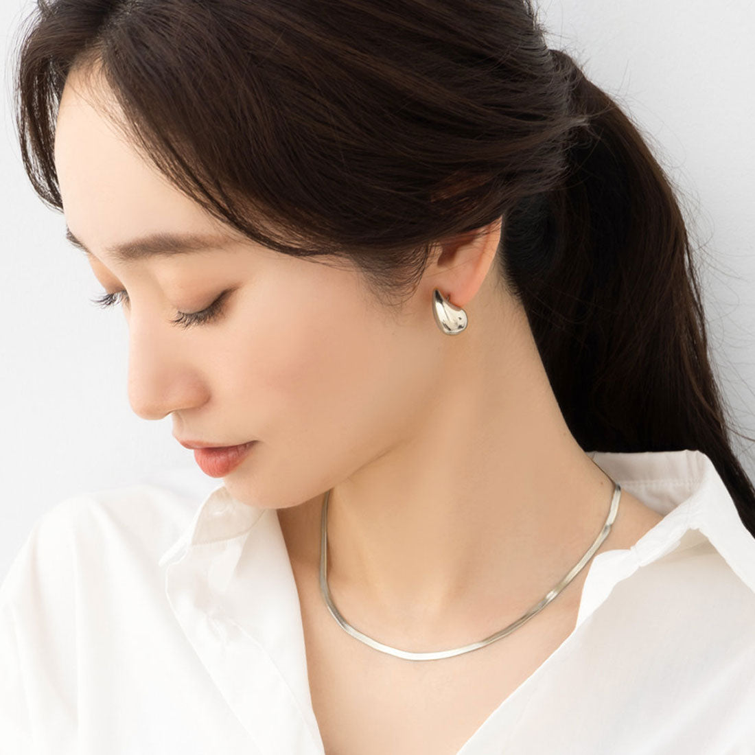 クリームドット Cream dot. こなれた存在感をプラスするステンレス製ドロップピアス (ピアス:シルバー) ピアス:シルバー