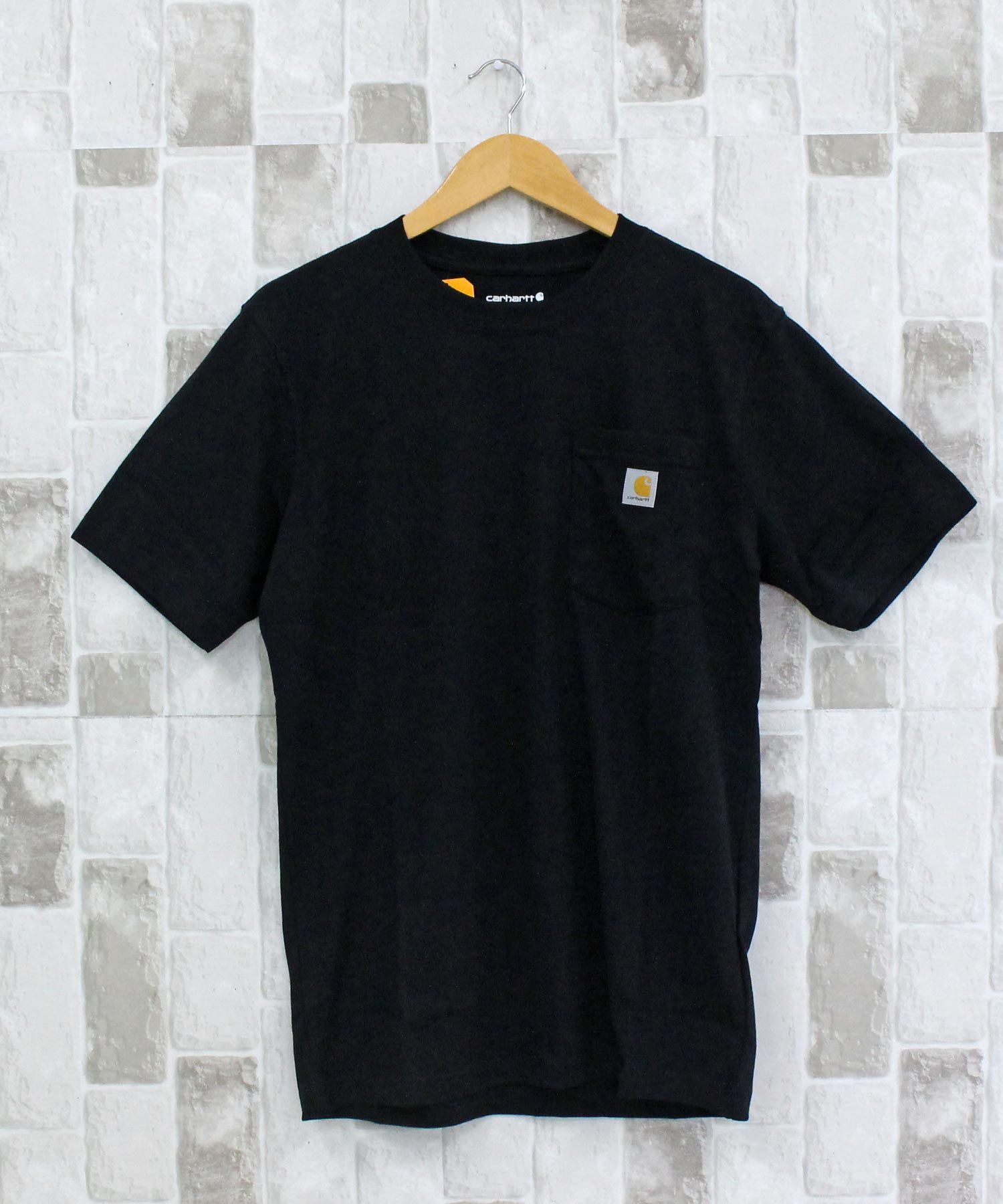 カーハート Carhartt リラックスフィット BIGロゴ バックプリント グラフィック Tシャツ Relaxd Fit Lightweight Pocket C Graphic T-Shirt メンズ ブランド (1-ブラック) 1-ブラック