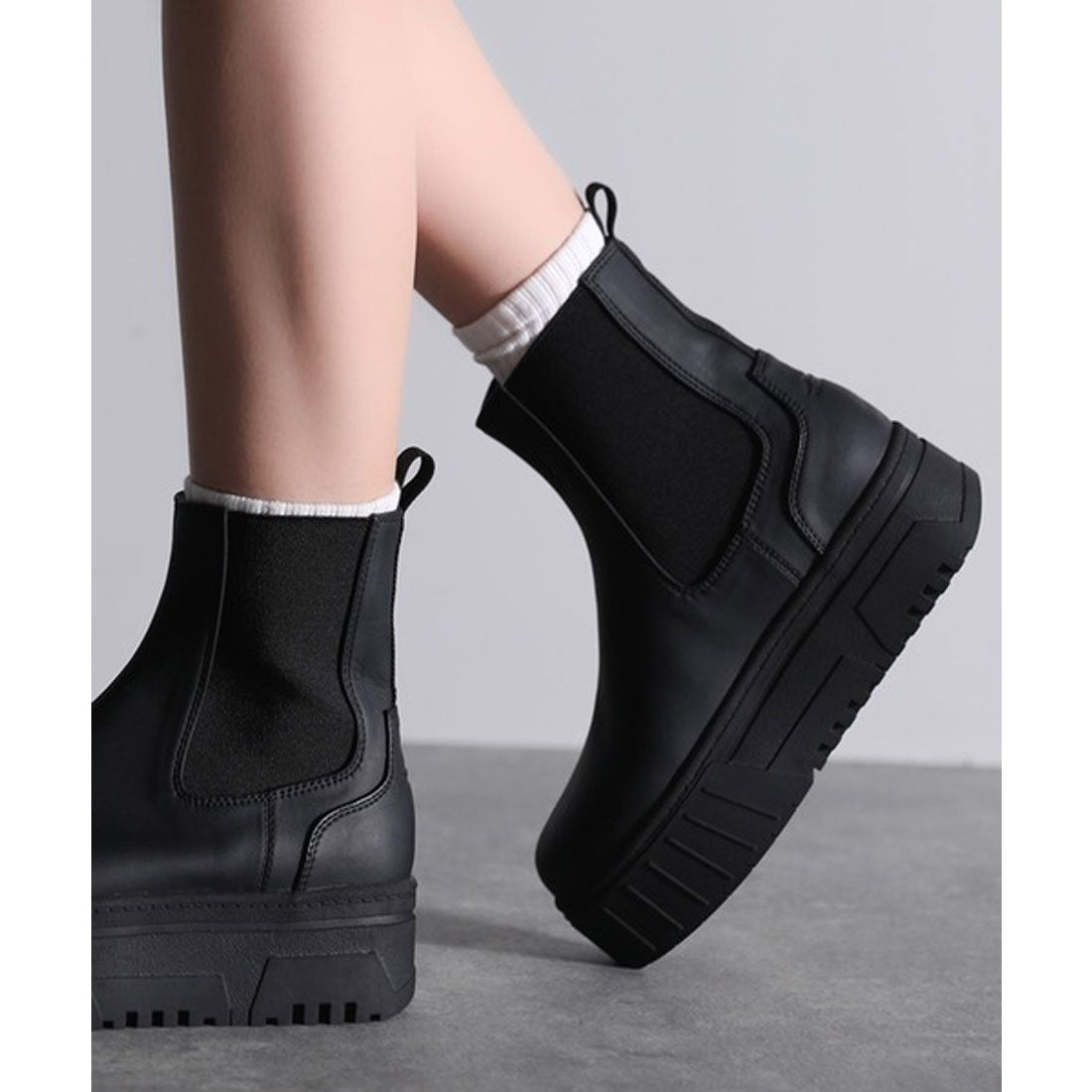 Classical Elf Classical Elf 《JaVaジャバ 合作》秋冬的流行單品!厚底鞋底側邊彈性切爾西靴