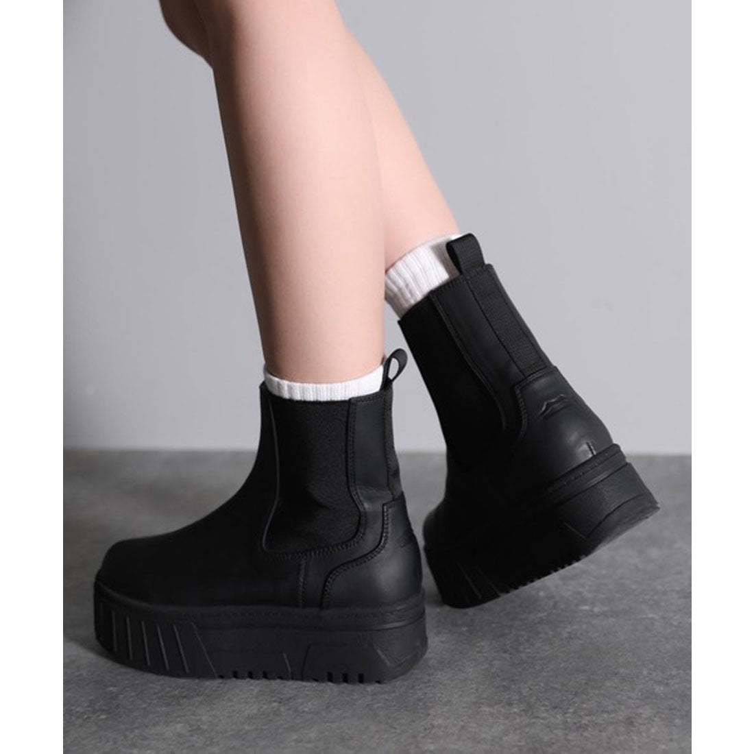 Classical Elf Classical Elf 《JaVaジャバ 合作》秋冬的流行單品!厚底鞋底側邊彈性切爾西靴