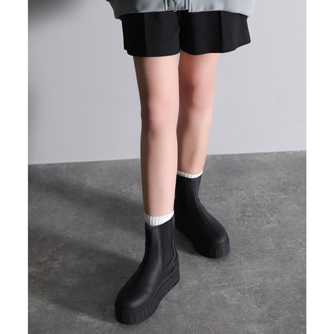 Classical Elf Classical Elf 《JaVaジャバ 合作》秋冬的流行單品!厚底鞋底側邊彈性切爾西靴