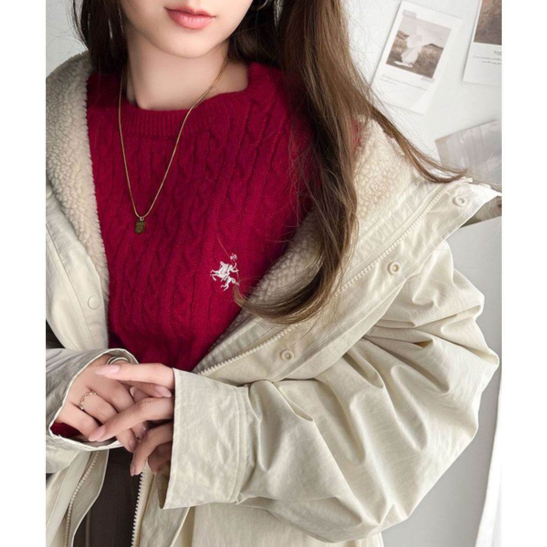 クラシカルエルフ Classical Elf レトロ上品なトラッドテイスト。ワンポイント胸刺繍ケーブルニットプルオーバー