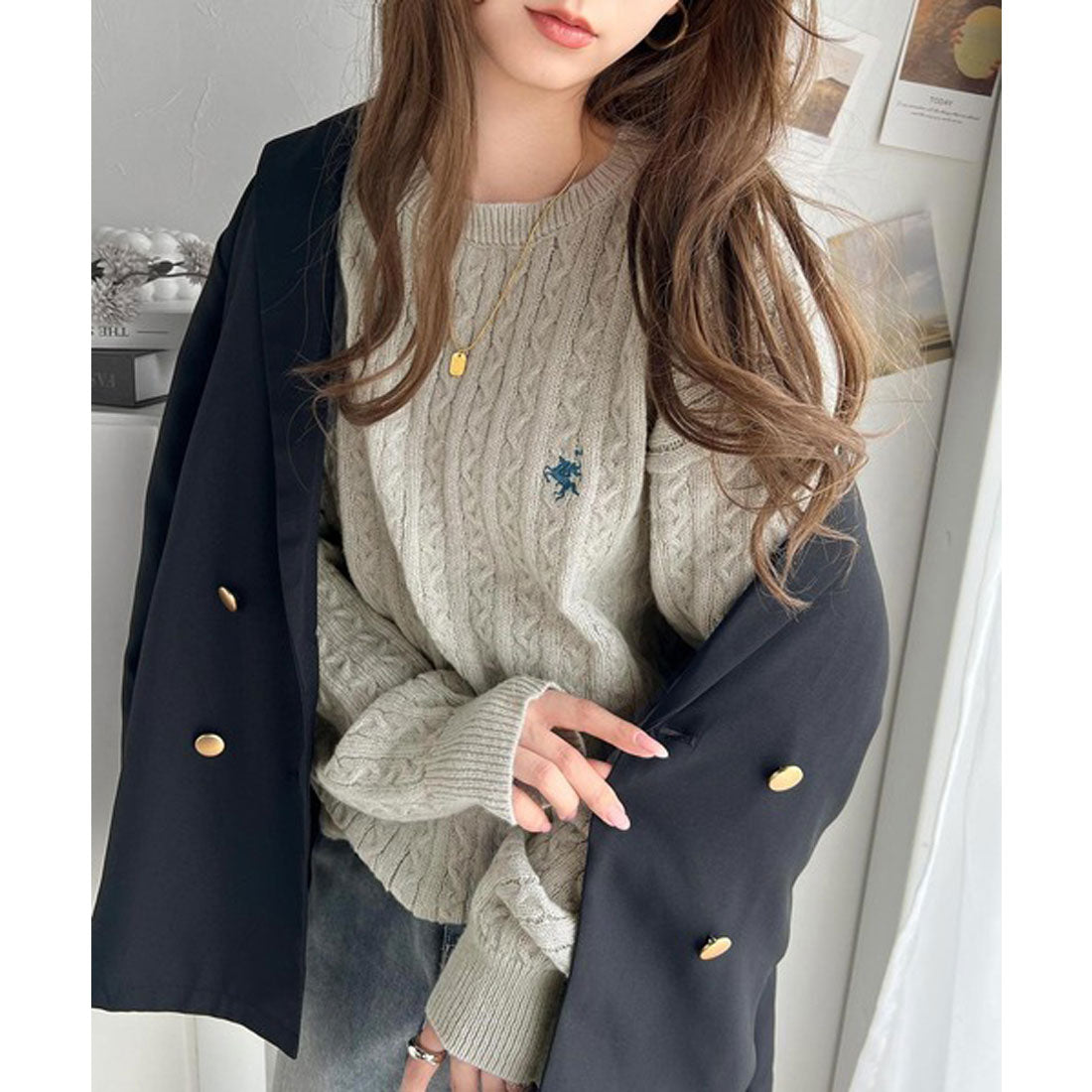 クラシカルエルフ Classical Elf 復古優雅的傳統風格。胸前刺繡的點綴毛衣