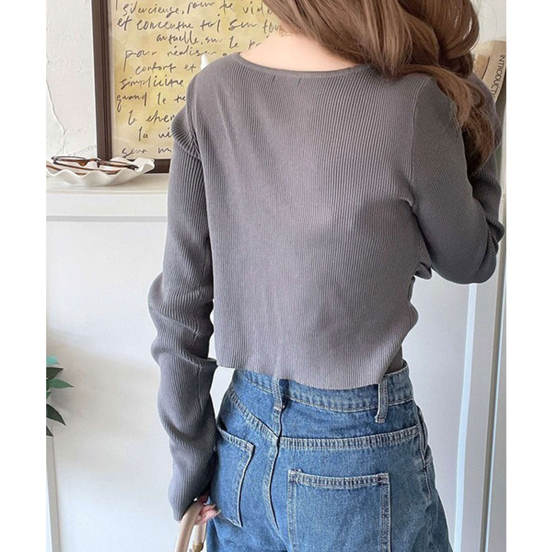 Classical Elf Classical Elf Trendy beautiful style for a delicate look. Chest drape design knit.