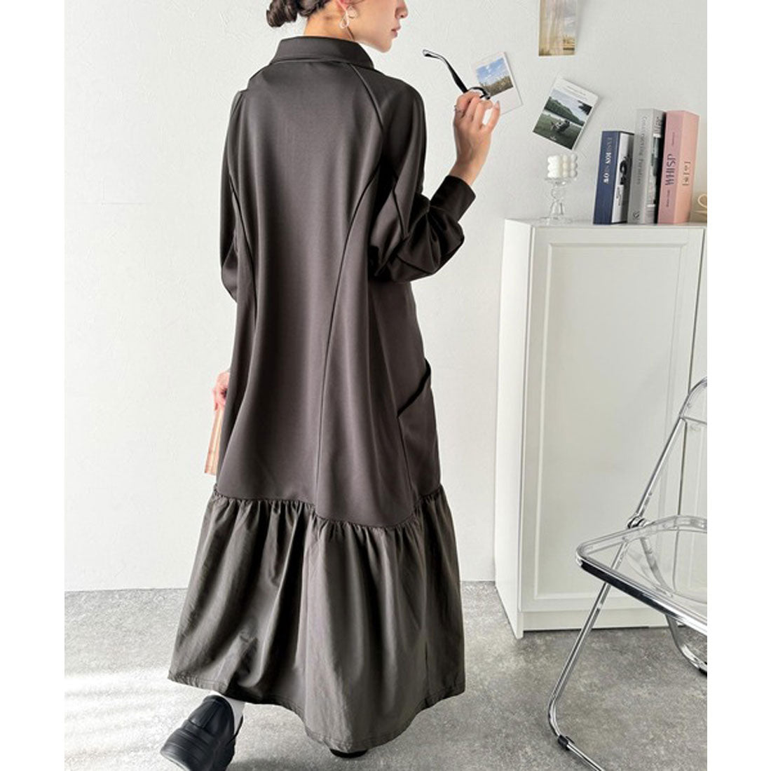 Classical Elf Classical Elf 運動MIIX! 胸前刺繡異材質拼接半拉鍊邊條運動連衣裙