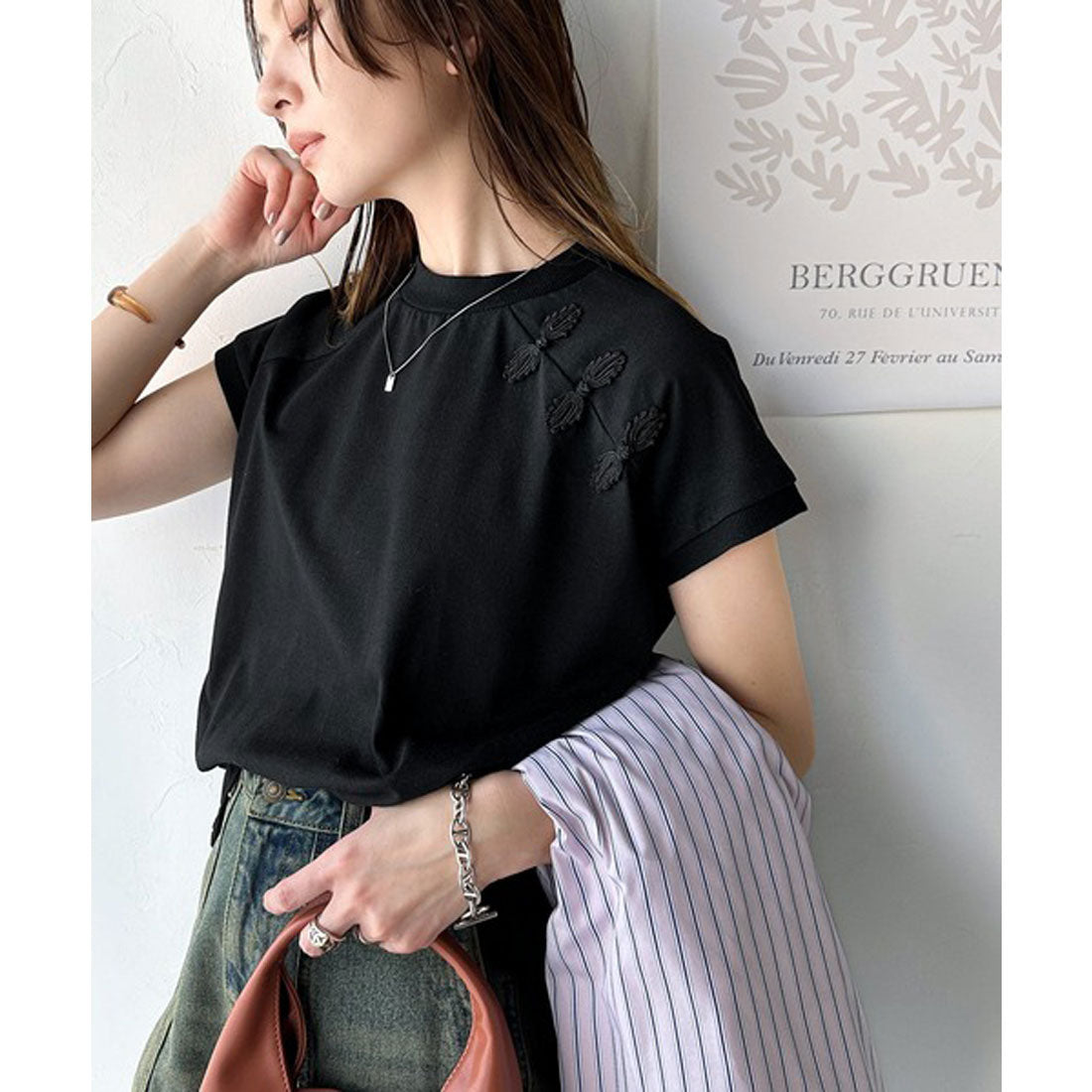 クラシカルエルフ Classical Elf シンプルだけど個性あふれる。チャイナボタンモックネックフレンチT (チャコール) チャコール