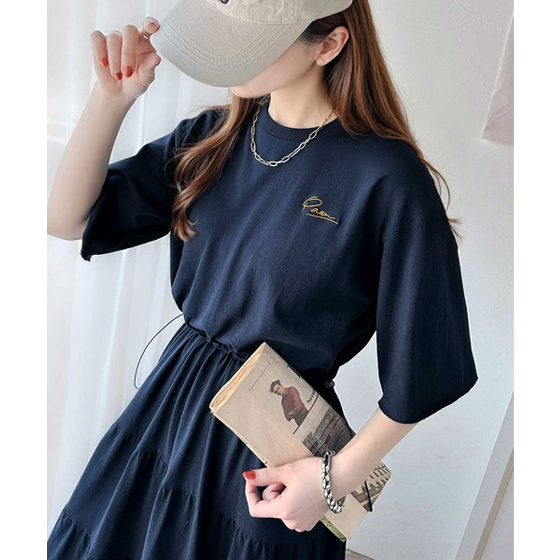 クラシカルエルフ Classical Elf 女性らしさを引き立てるデザインが魅力。綿100%胸刺繍ドロストティアードワンピース (ベージュ) ベージュ