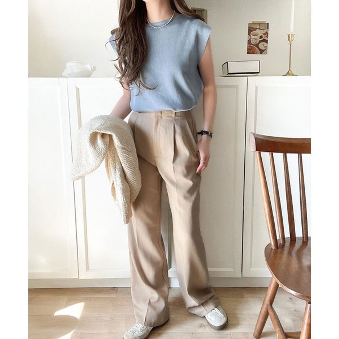 クラシカルエルフ Classical Elf 色違いで揃えたい!前後2wayセンターピンタック使いノースリーブサマーニット (ブルー) ブルー