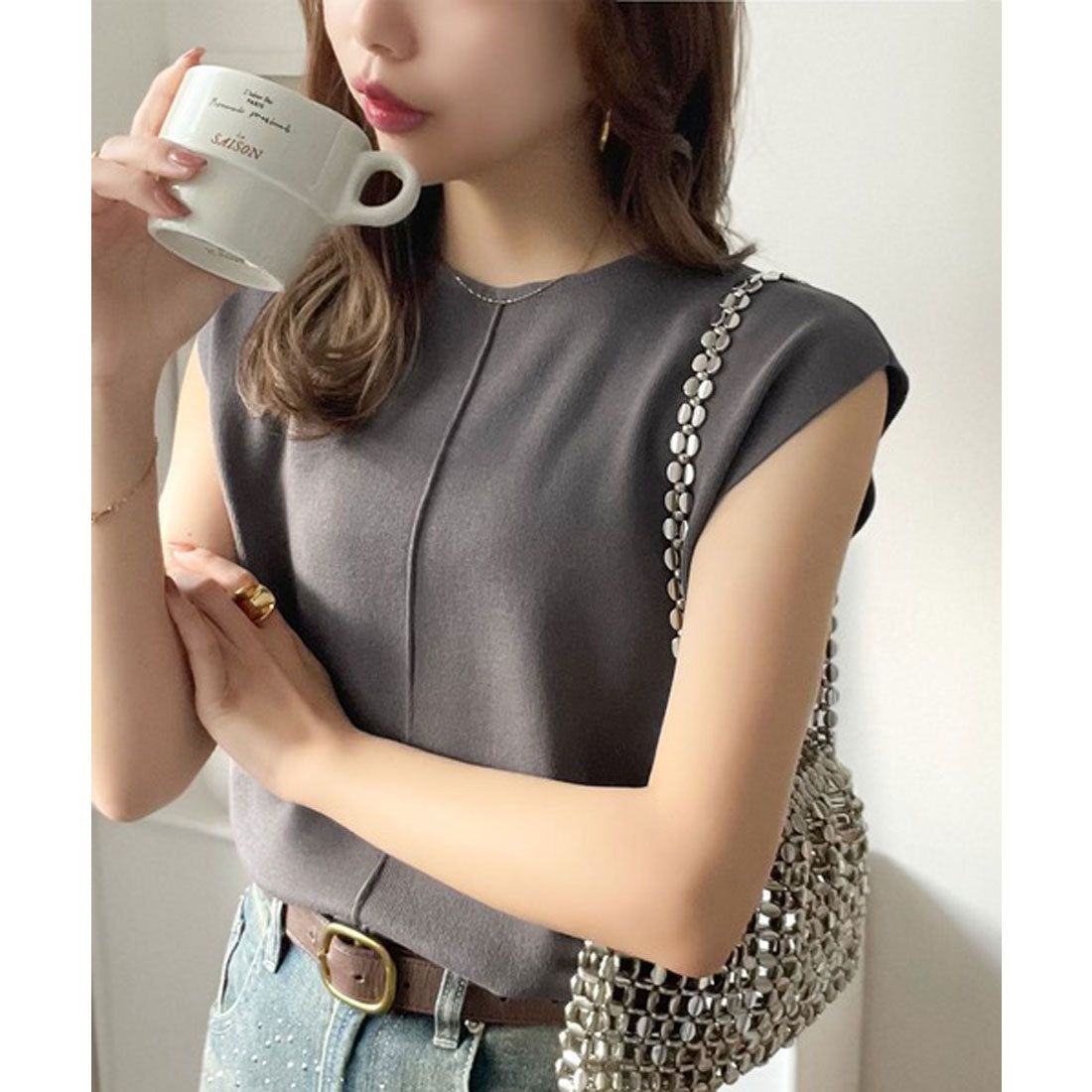 クラシカルエルフ Classical Elf 色違いで揃えたい!前後2wayセンターピンタック使いノースリーブサマーニット (チャコール) チャコール