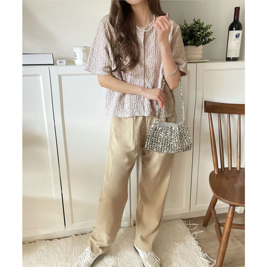 クラシカルエルフ Classical Elf ラフに着てもサマになる!前後2wayクラッシュジャカードノーカラーブラウス(半袖) (グレージュ) グレージュ