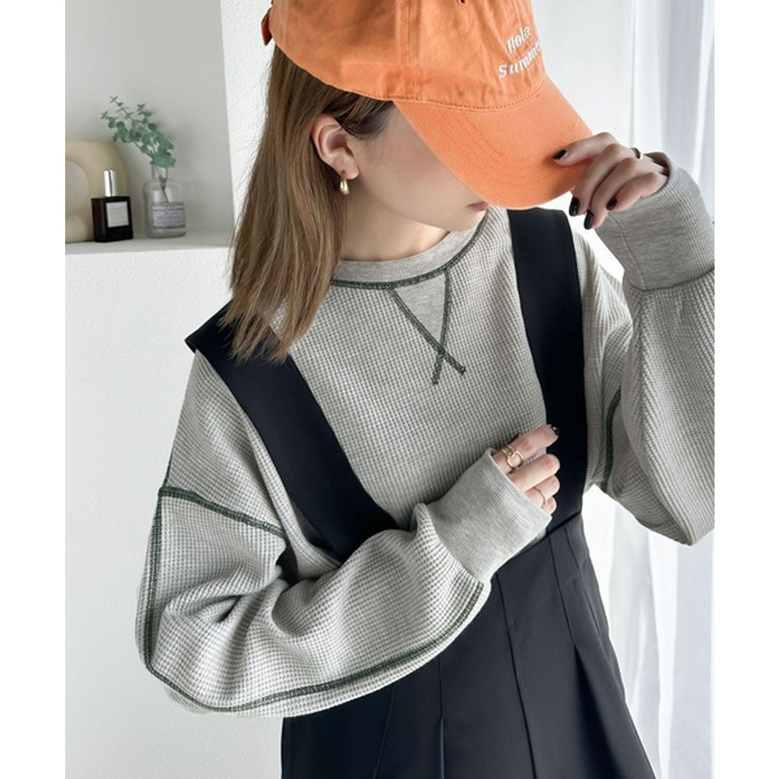 Classical Elf 《JaVa Custom》 Simple yet elevated. 2-way color waffle long tee.