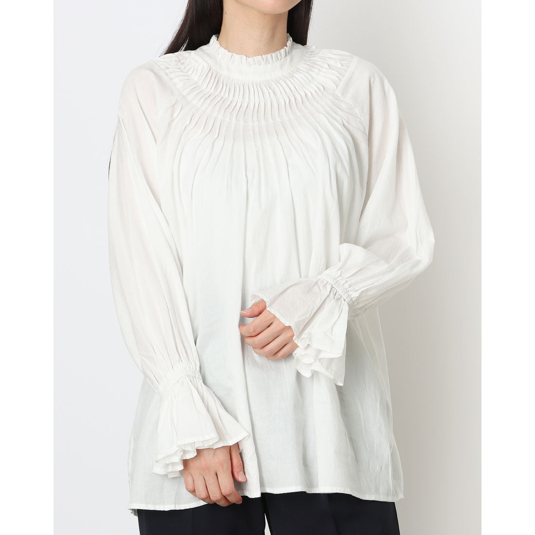 セポ Cepo ピンタックフレアスリーブBL (オフ) オフ