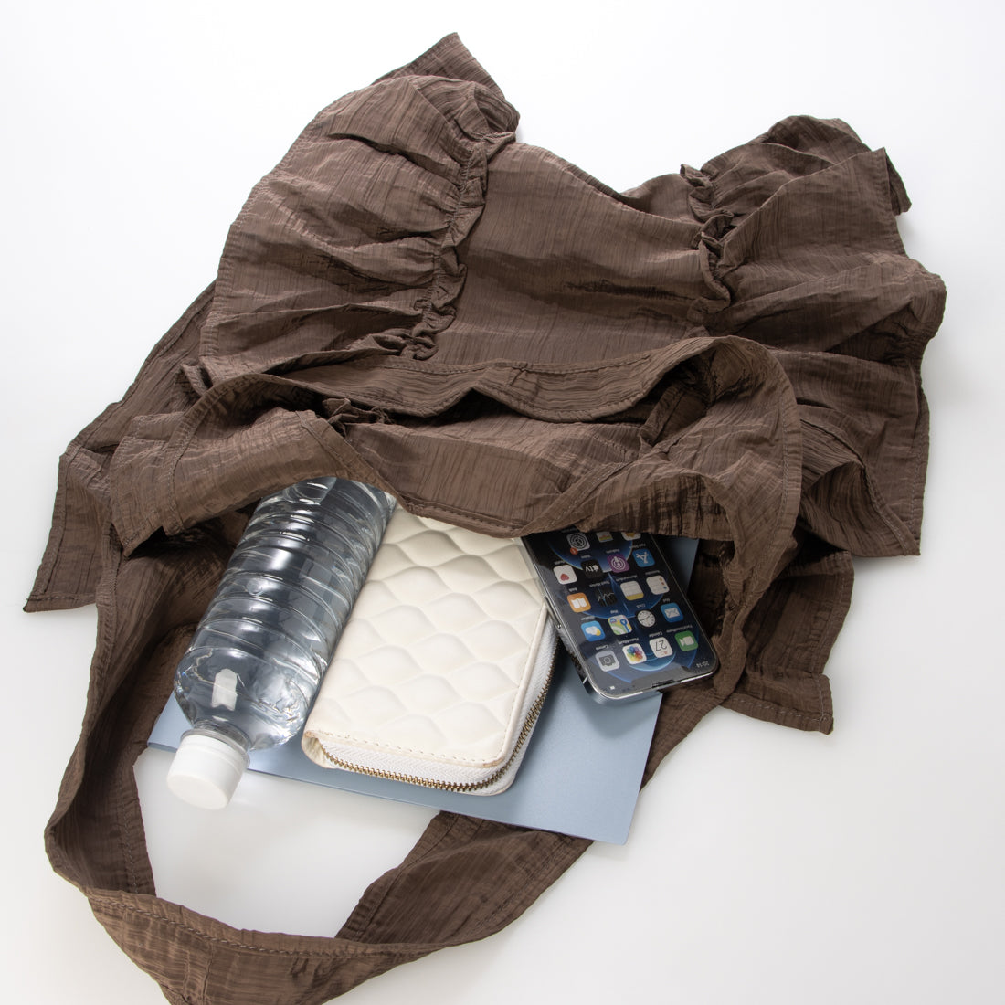 カシェリエ CACHELLIE C8732 WASHER FRILL TOTE (グレージュ) グレージュ