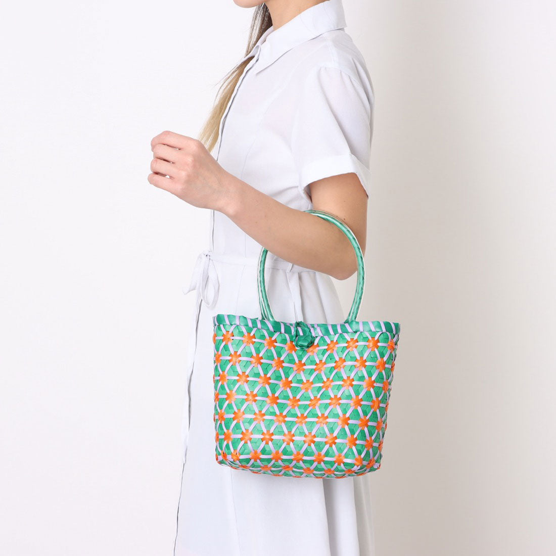 カシェリエ CACHELLIE C8821 PLASTIC FLOWER MOTIF TOTE (グリーン) グリーン