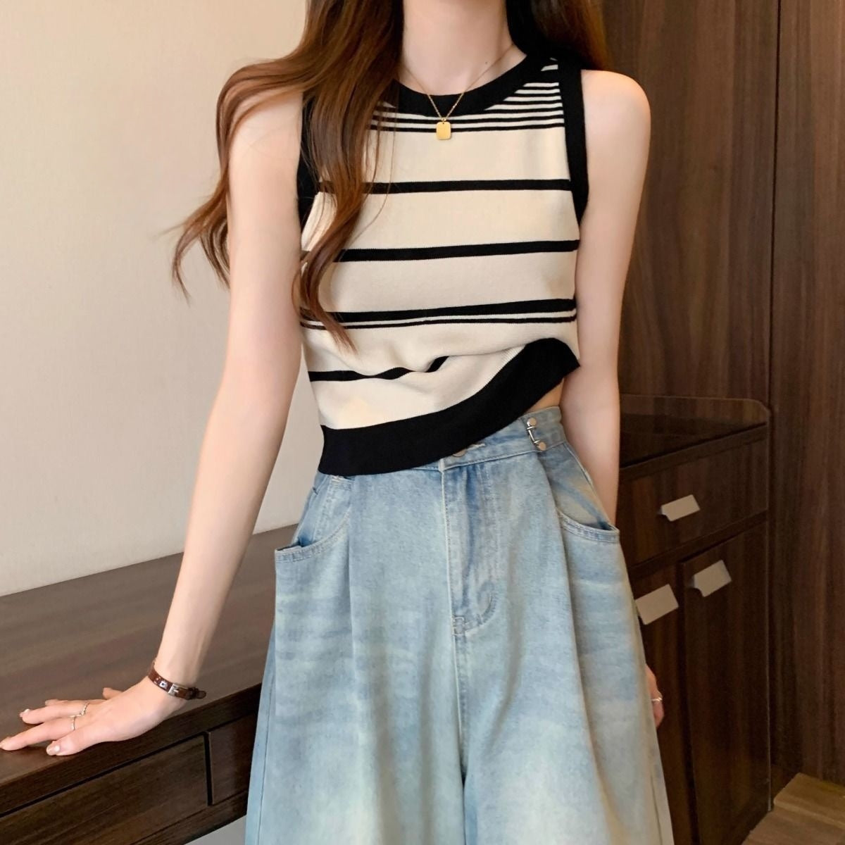 カルペディエム Carpe diem ボーダー柄ニットタンクトップ サマータンクトップス ショート丈タンクトップ ウンドネック 着回しオールシーズン プルオーバー 韓国風 夏トップス ショート丈 重ね着 (ライトブラウン) ライトブラウン