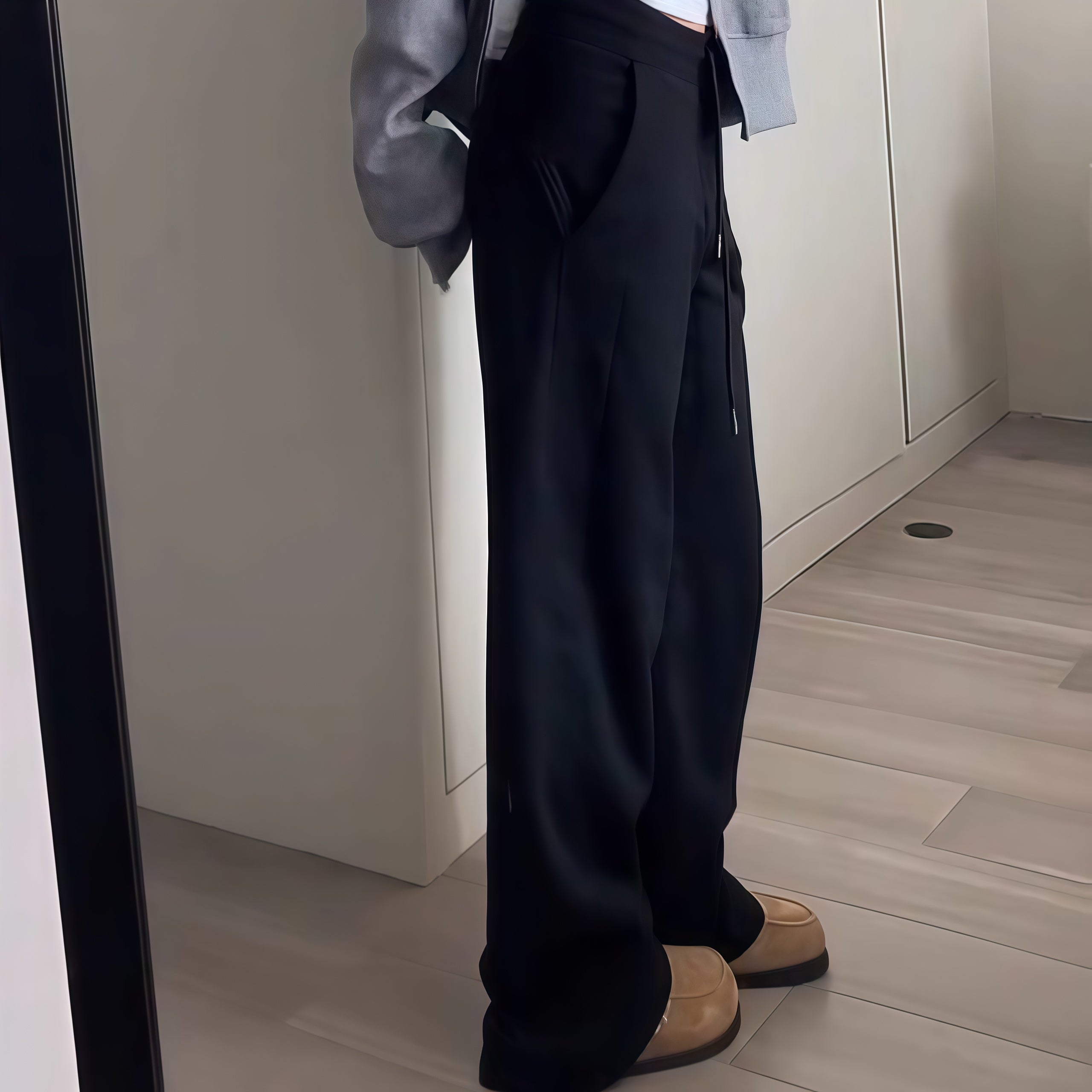 カルペディエム Carpe diem リラックス ワイドパンツ 秋冬 ウエストゴム ドローストリング センターライン 美脚効果 カジュアル 大人可愛い シルエット ゆったり フィット感 韓国風 カジュアル ボトムス (ブラック) ブラック