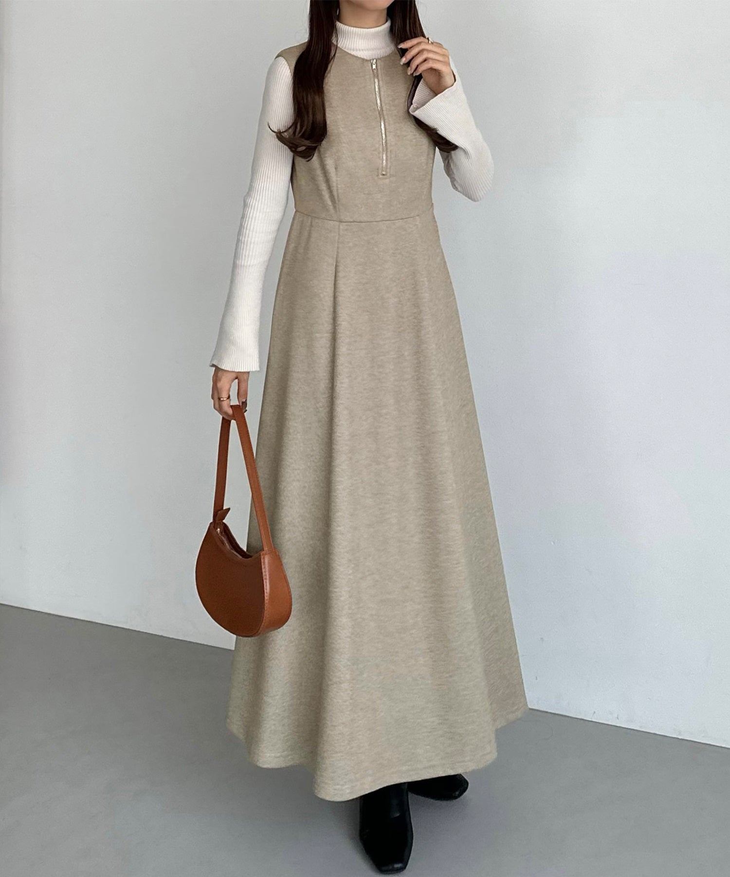 カラウティア callautia callautia フロントジップウールライクワンピース