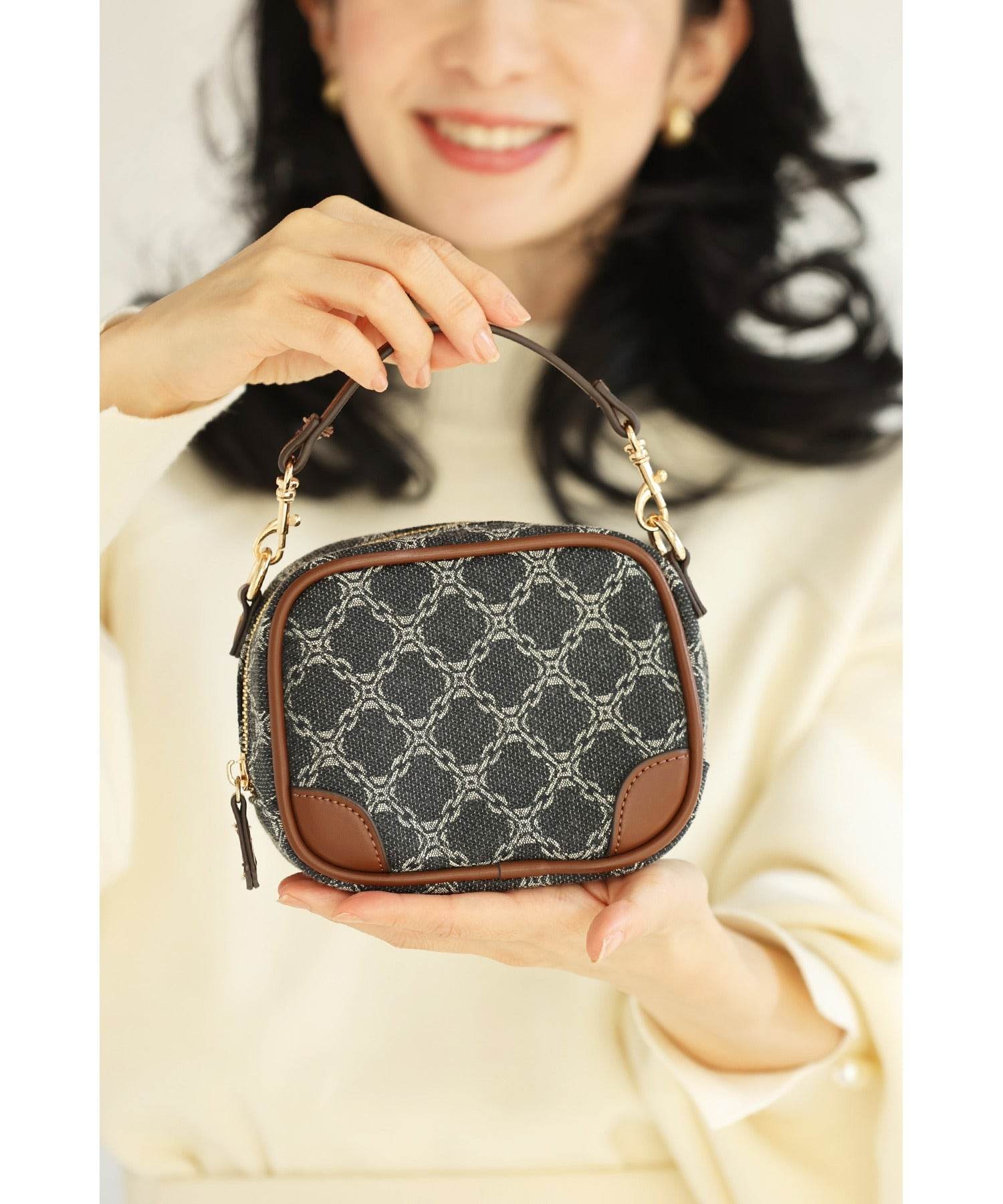 カワイイ CAWAII 最小限で出かけたい方用 ミニバッグ&ポーチ