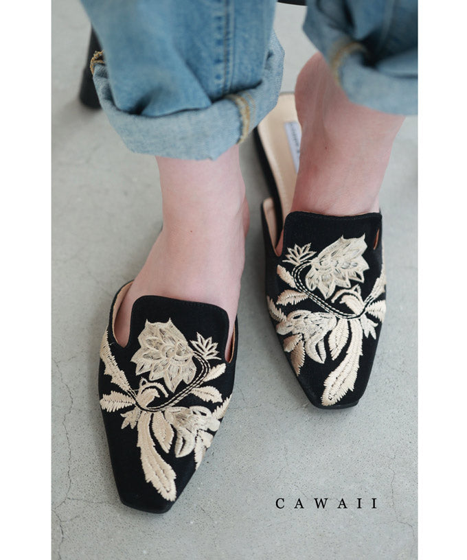 カワイイ CAWAII エレガントな花刺繍のバブーシュミュール (ブラック) ブラック
