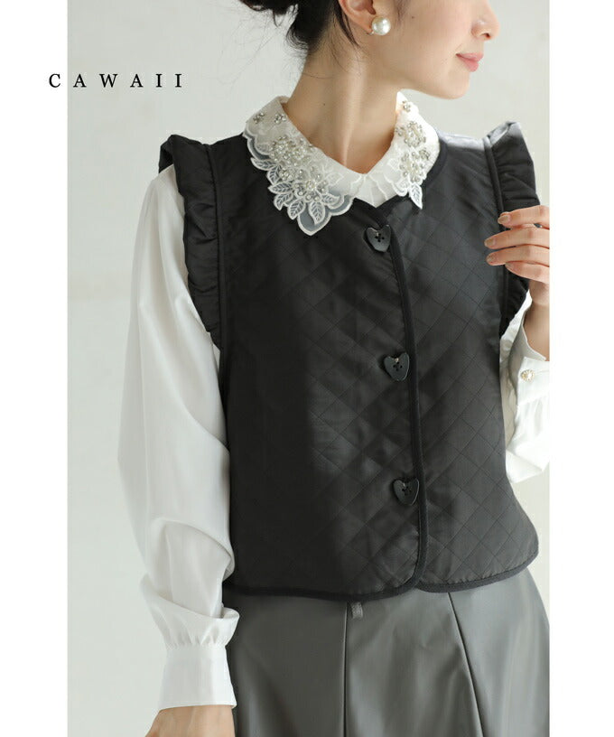 カワイイ CAWAII フリルパフショルダーの変形ボタンベスト