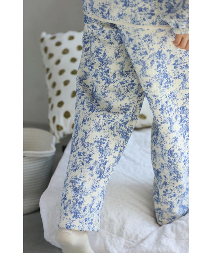 CAWAII CAWAII warm pajama set with romantic landscape painting