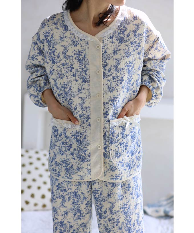 CAWAII CAWAII warm pajama set with romantic landscape painting