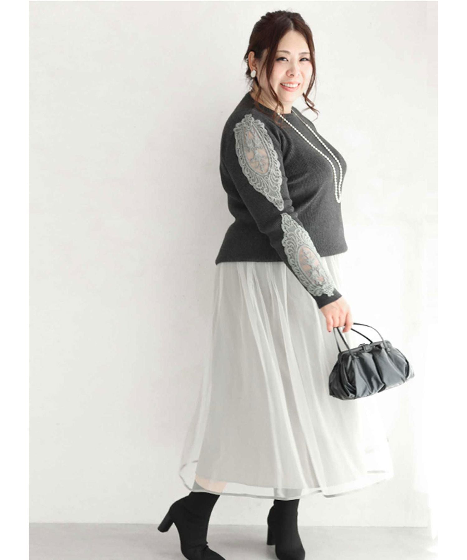 CAWAII CAWAII 胖胖專用。能掩飾肉肉手臂的蕾絲袖針織衫