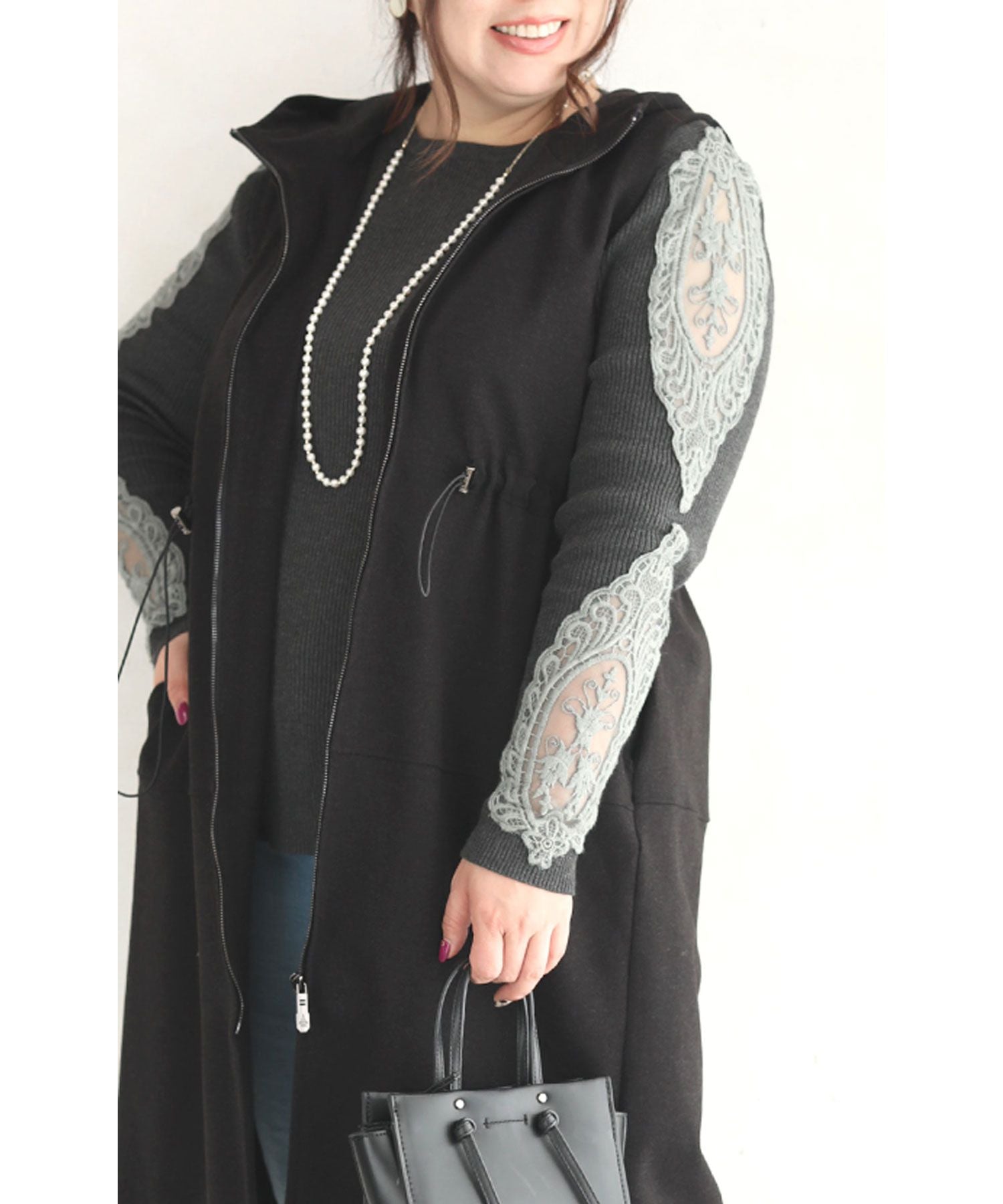 CAWAII CAWAII 胖胖專用。能掩飾肉肉手臂的蕾絲袖針織衫