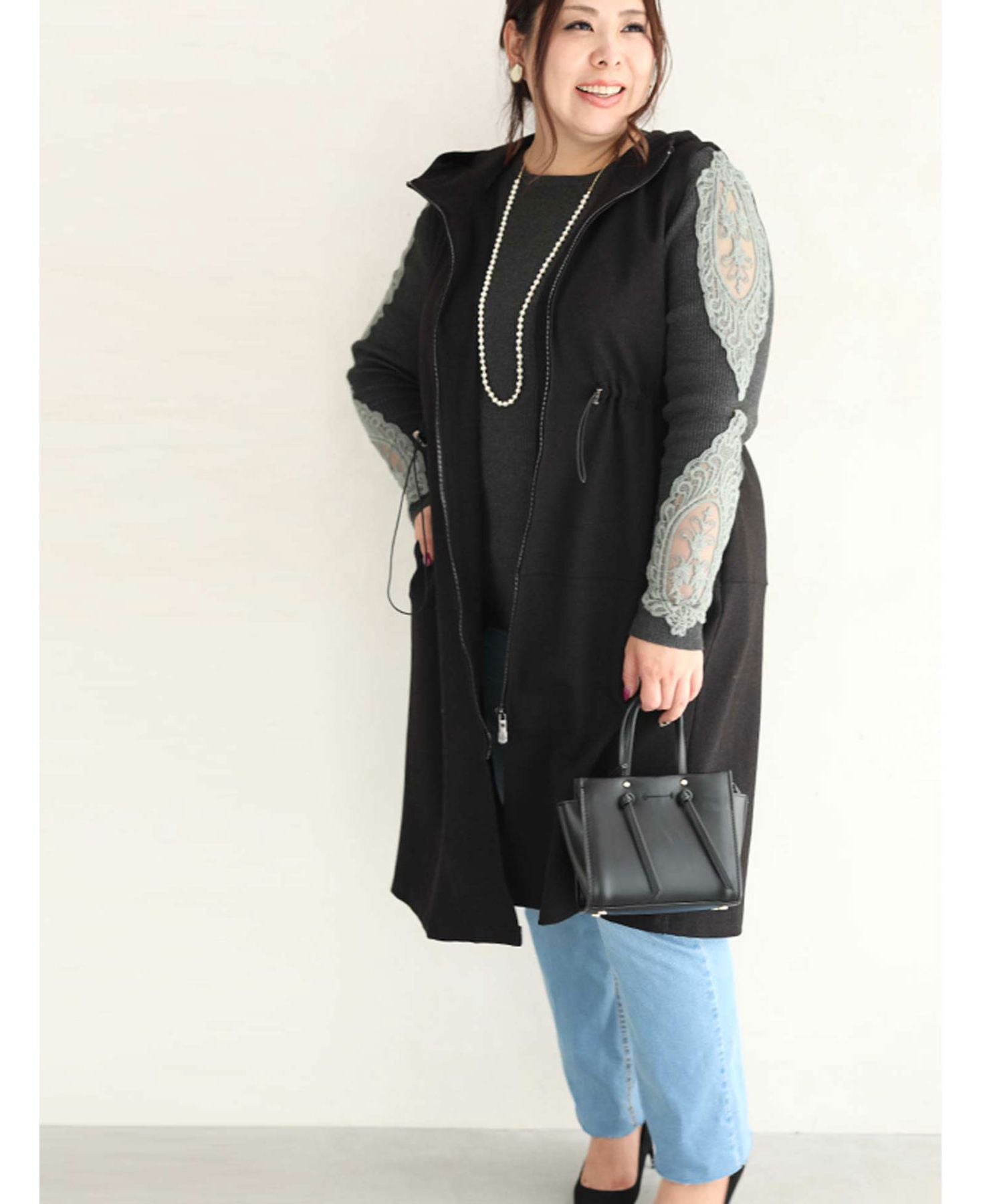 CAWAII CAWAII 胖胖專用。能掩飾肉肉手臂的蕾絲袖針織衫