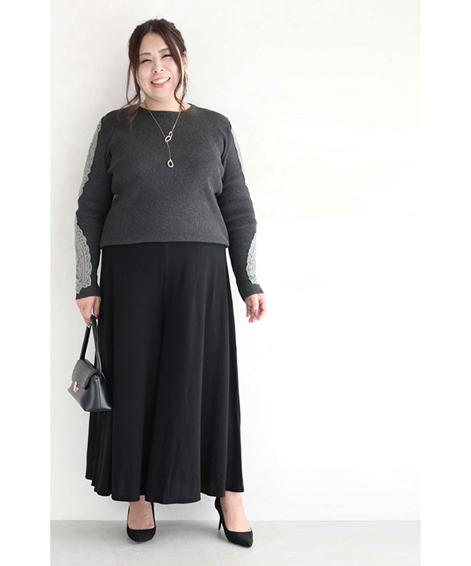 CAWAII CAWAII 胖胖專用。能掩飾肉肉手臂的蕾絲袖針織衫