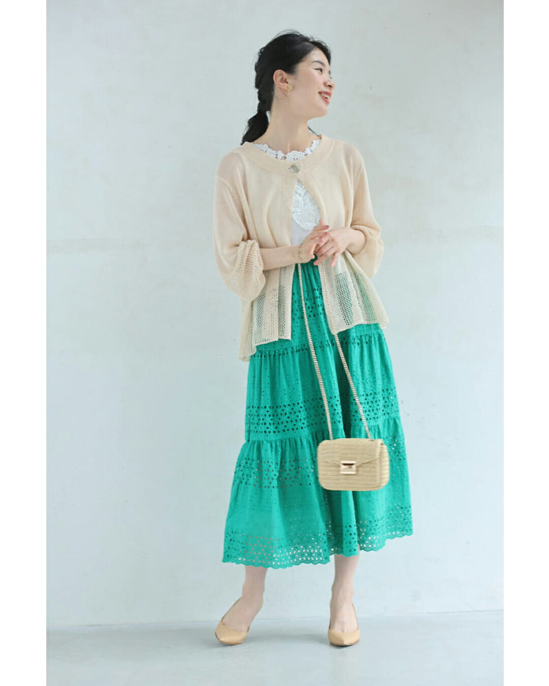 カワイイ CAWAII 鮮やかグリーンのパンチングレースミディアムスカート(紐付き) (グリーン) グリーン