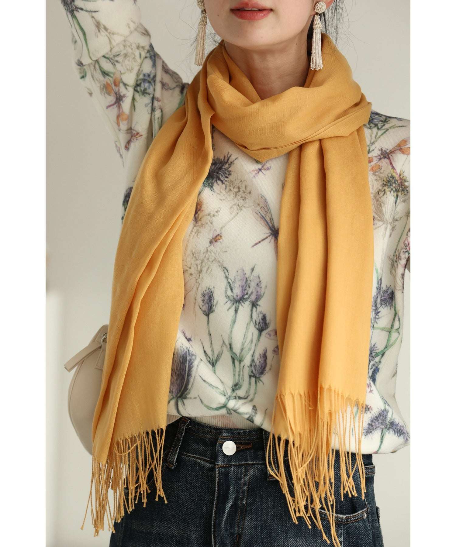 カワイイ CAWAII 昆虫が息づく優色ボタニカルニットプルオーバートップス (アイボリー) アイボリー