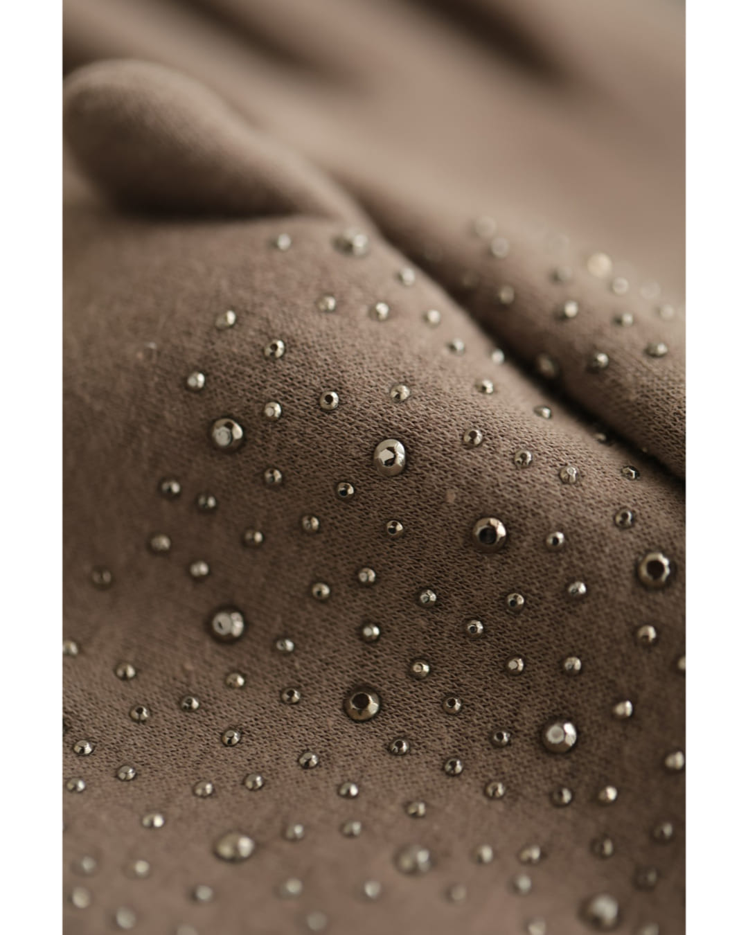 カワイイ CAWAII 手元にも輝きを添える。ビジューのあったか手袋 (ネイビー) ネイビー