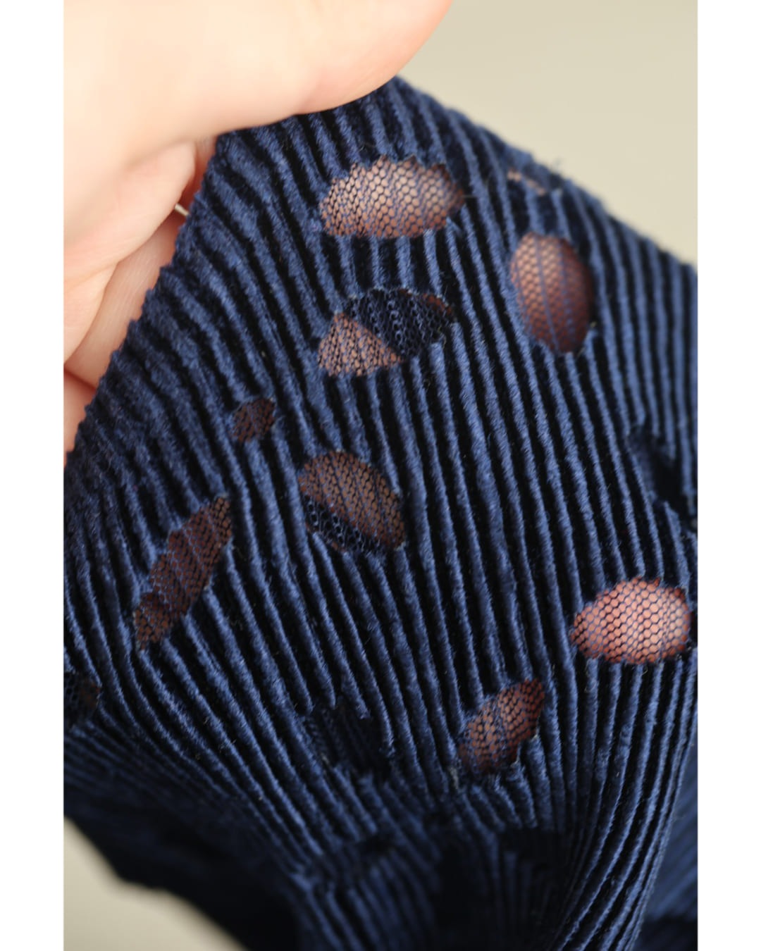 カワイイ CAWAII デコルテに広がる花のたっぷりレースロングワンピース (ネイビー) ネイビー