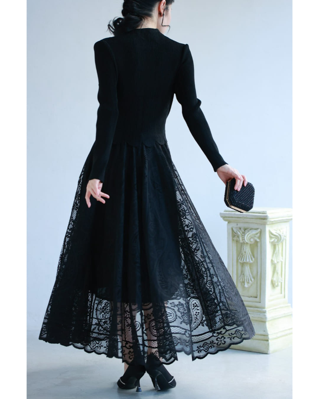 カワイイ CAWAII デコルテに広がる花のたっぷりレースロングワンピース (ネイビー) ネイビー