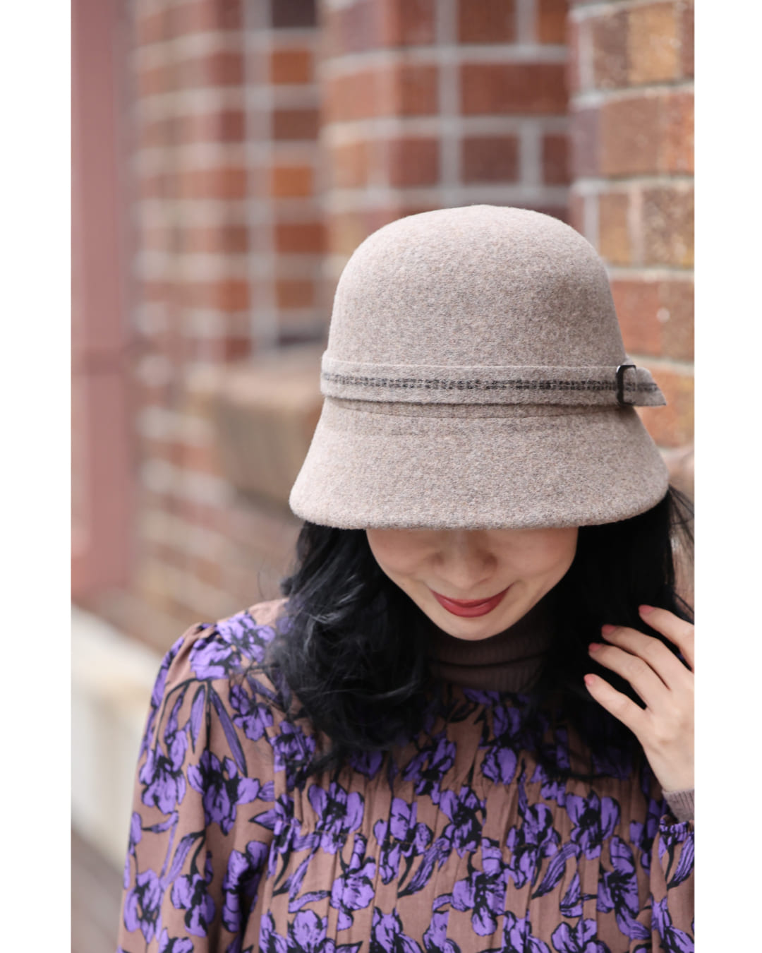 カワイイ CAWAII バックル付きベルトのウールライクハット (ベージュ) ベージュ