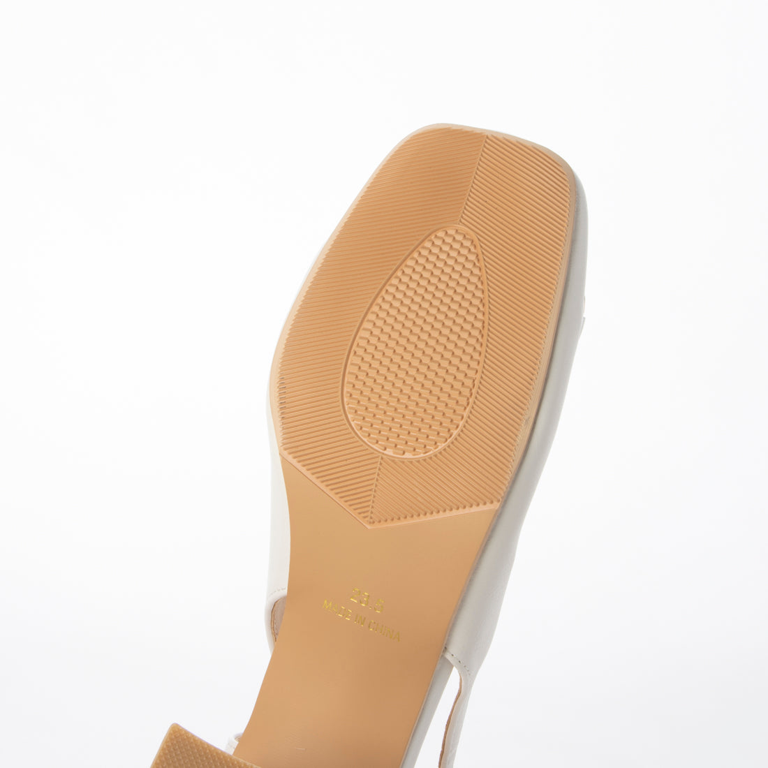 シックス CHICS ビットデザインミッドヒールスリングバックパンプス