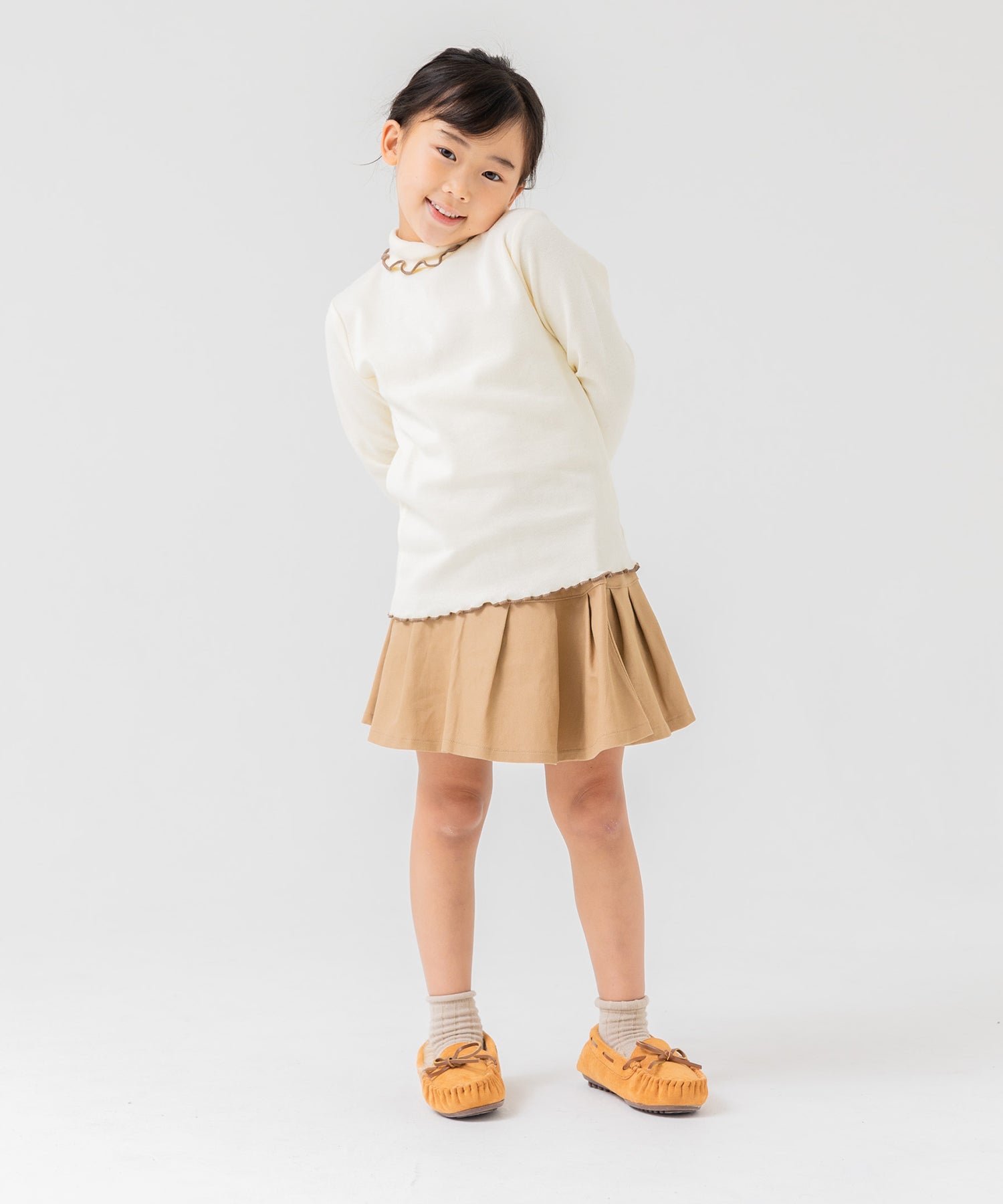 チルツー chil2 リブハイネックカットソー