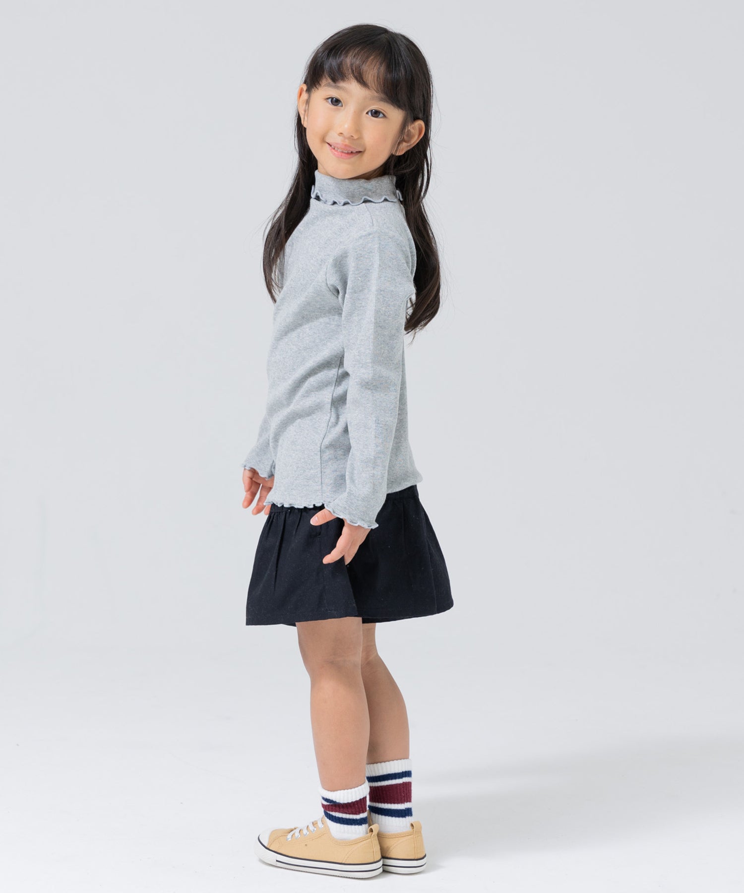 チルツー chil2 リブハイネックカットソー