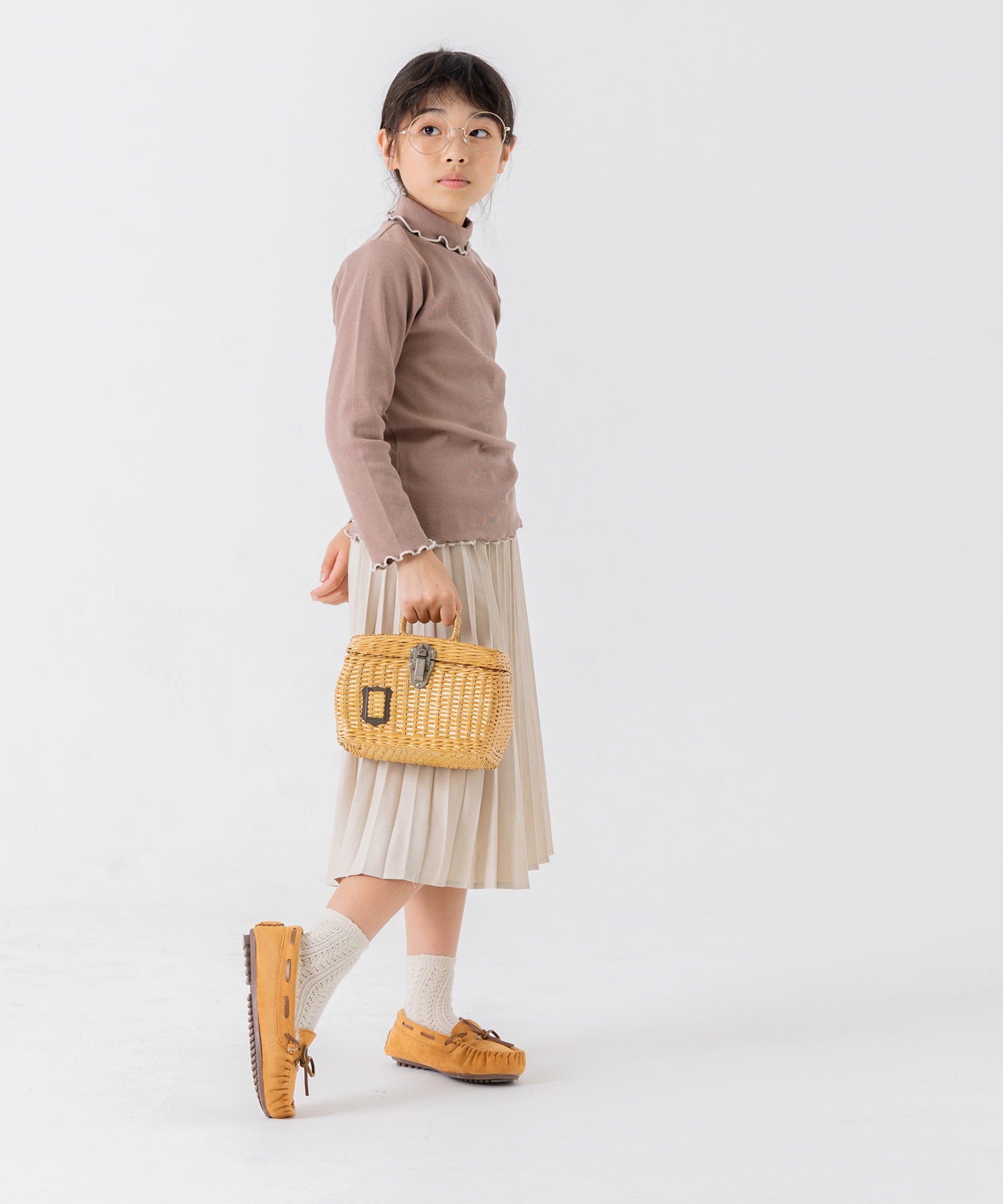 チルツー chil2 リブハイネックカットソー