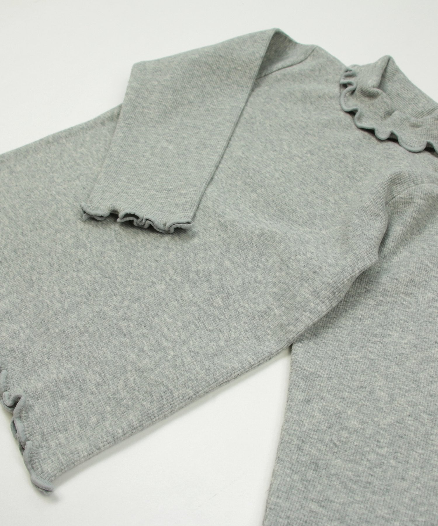 チルツー chil2 リブハイネックカットソー