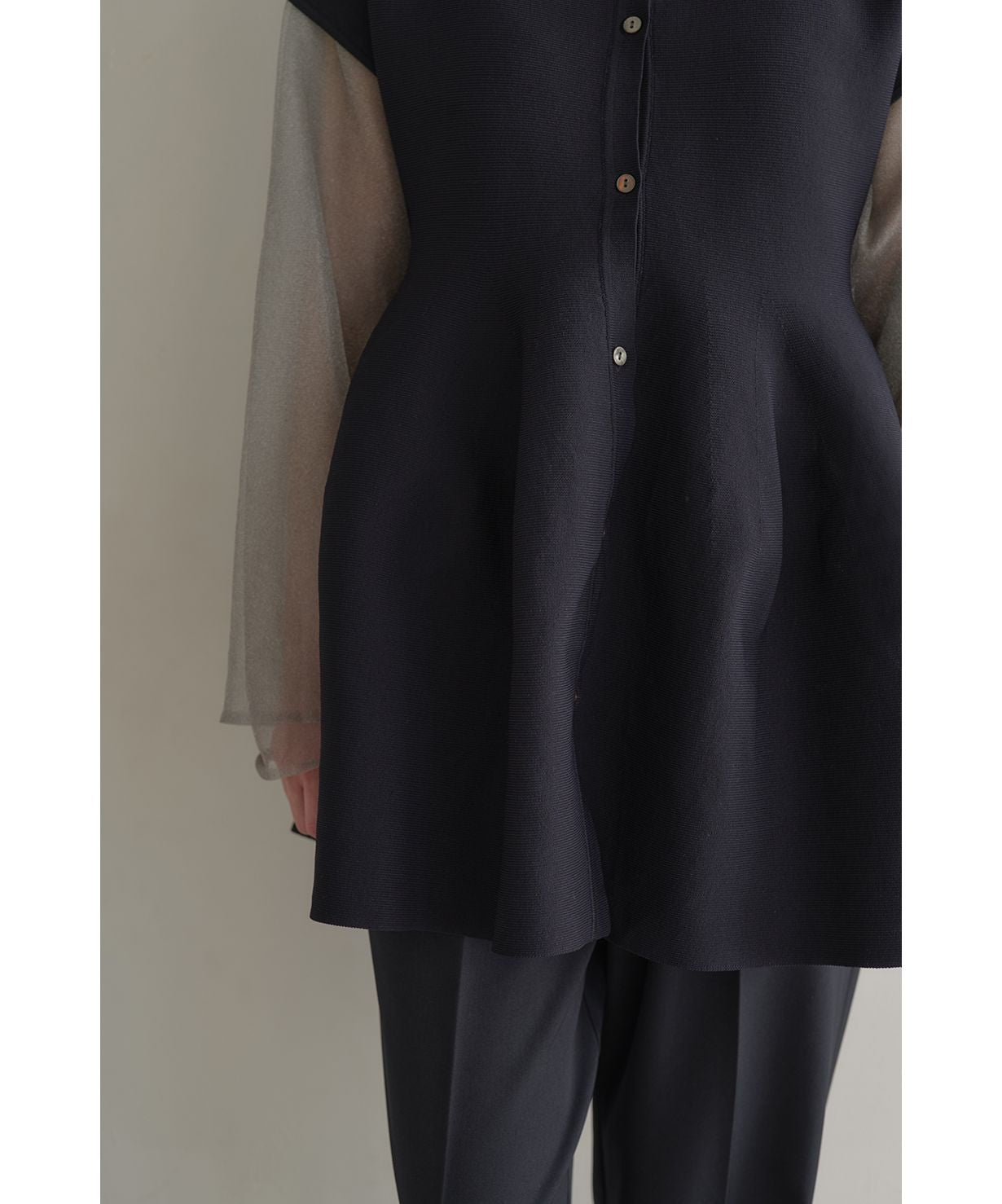 マノフ MANOF VOLUME KNIT TOPS